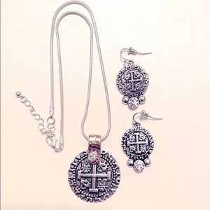 Boutique Necklace and Earrings